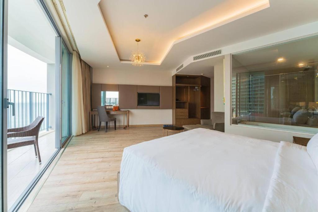 Khách sạn View Panorama Condotel Managed By Mlb 4*
